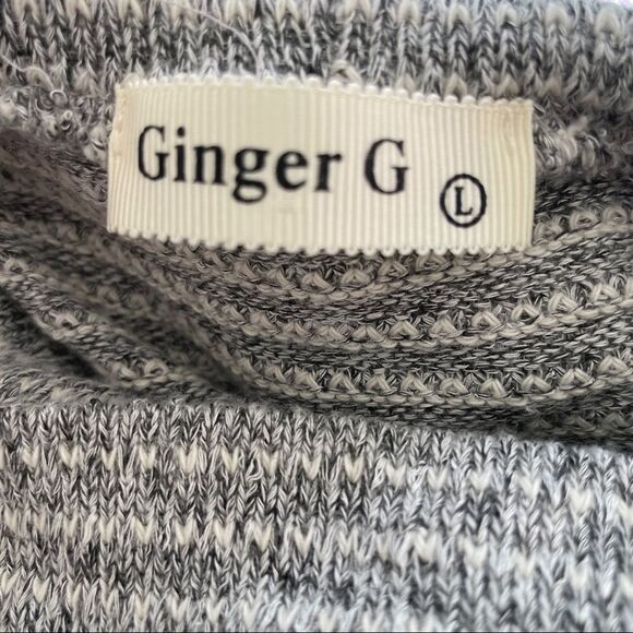 Ginger G Turtleneck Striped Sweater Size Large - Picture 7 of 7